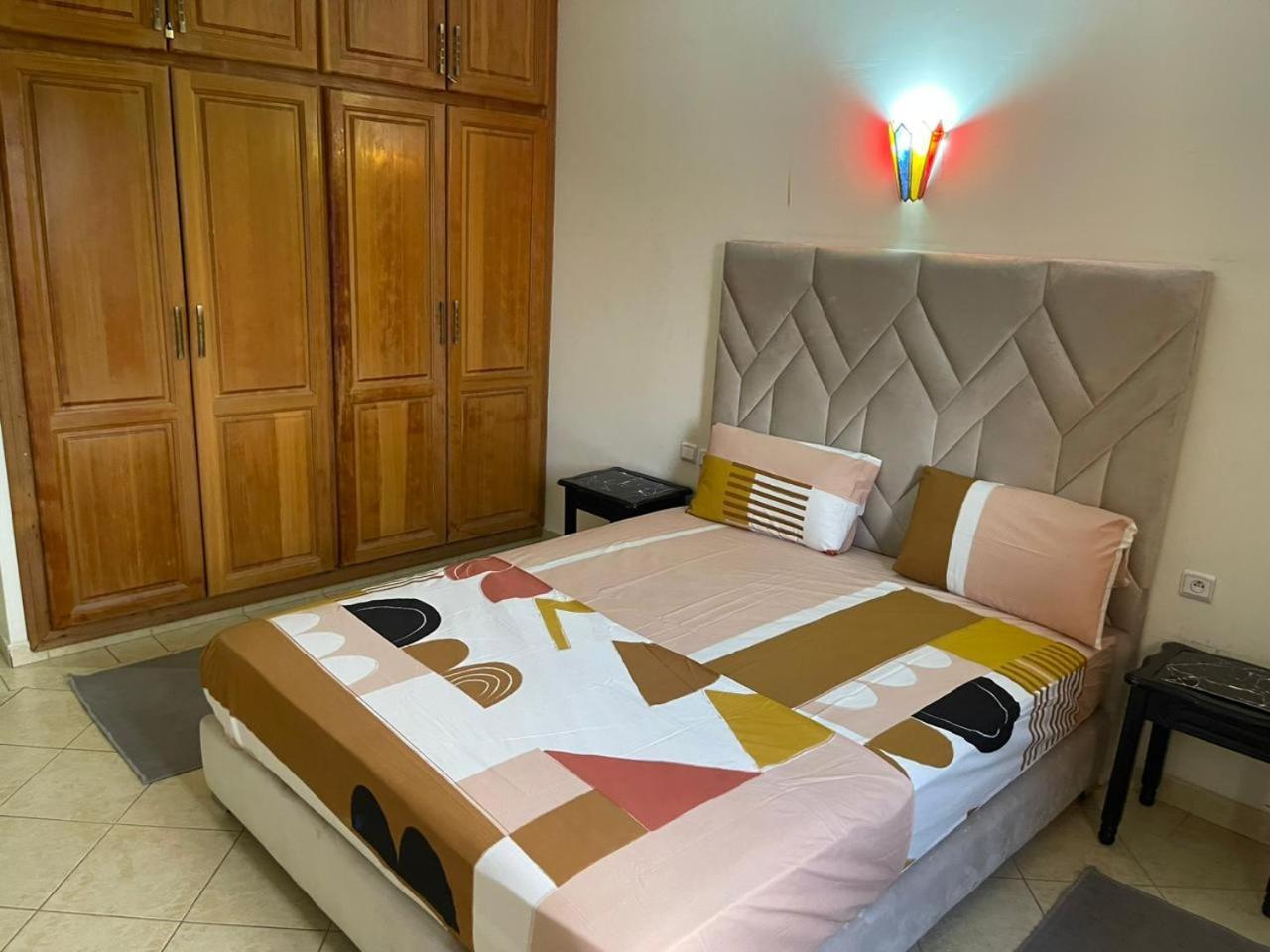 Superbe Appartement A Marrakech Quartier Majorelle 2 Chambres マラケシュ エクステリア 写真