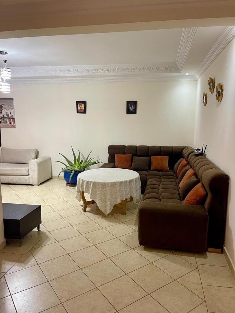 Superbe Appartement A Marrakech Quartier Majorelle 2 Chambres マラケシュ エクステリア 写真