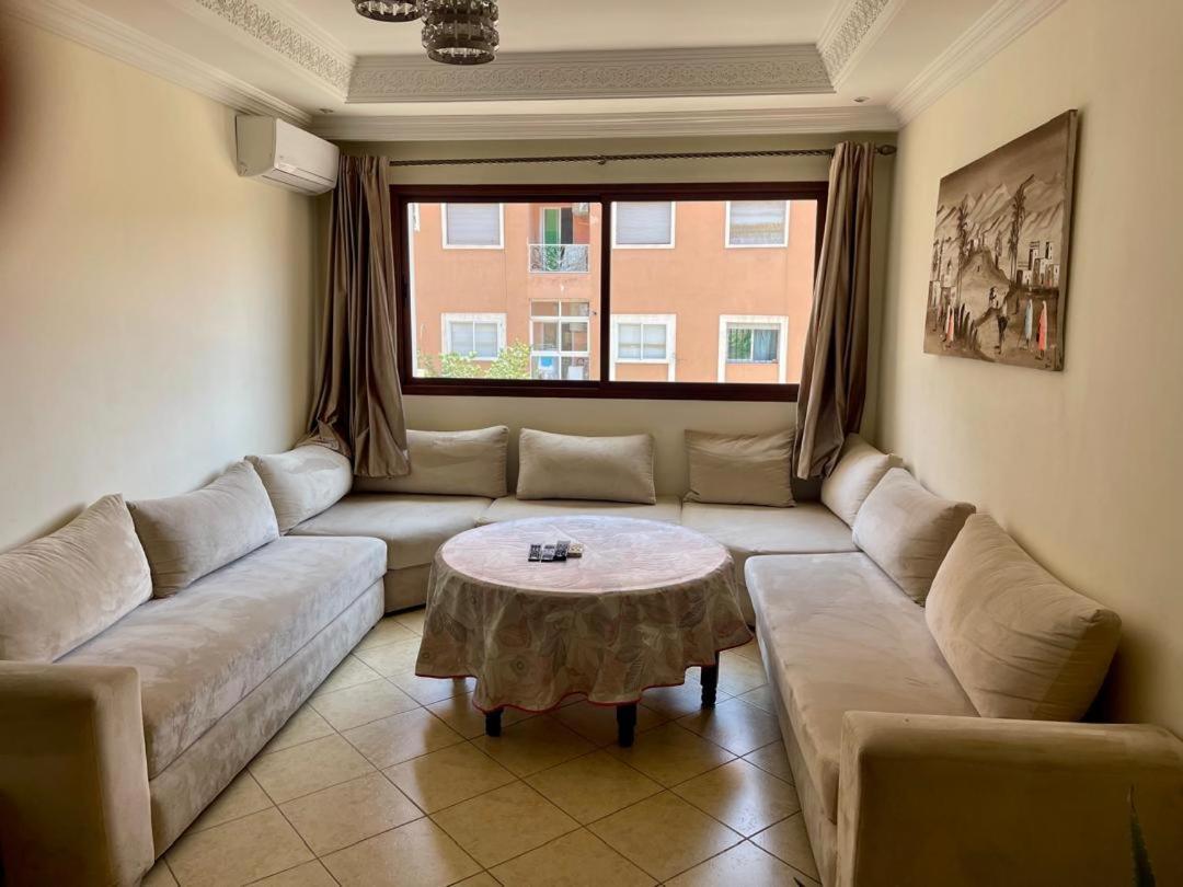 Superbe Appartement A Marrakech Quartier Majorelle 2 Chambres マラケシュ エクステリア 写真