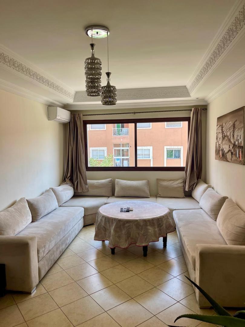 Superbe Appartement A Marrakech Quartier Majorelle 2 Chambres マラケシュ エクステリア 写真